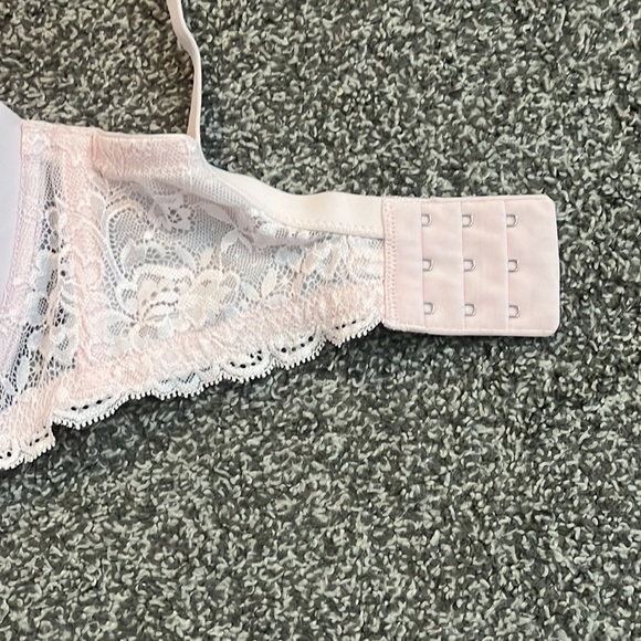 Montelle Intimates Pink Lacey bra - Picture 3 of 7